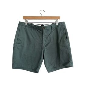Men’s J Crew 7 Inch Chino Shorts Size 35 Green